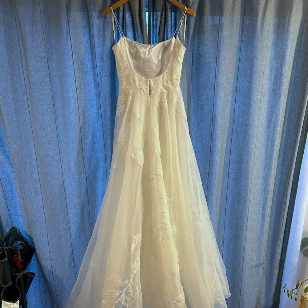 Jenny Yoo Abernathy Wedding Dress Size 6 - Picture 6 of 7